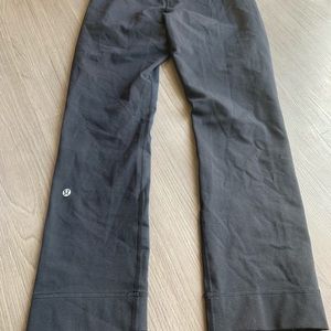 Lululemon black leggings